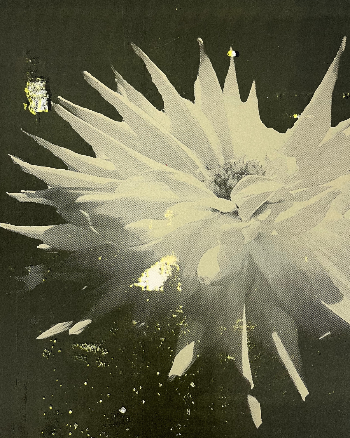 Fake Fake Plastic Flowers - Dahlia